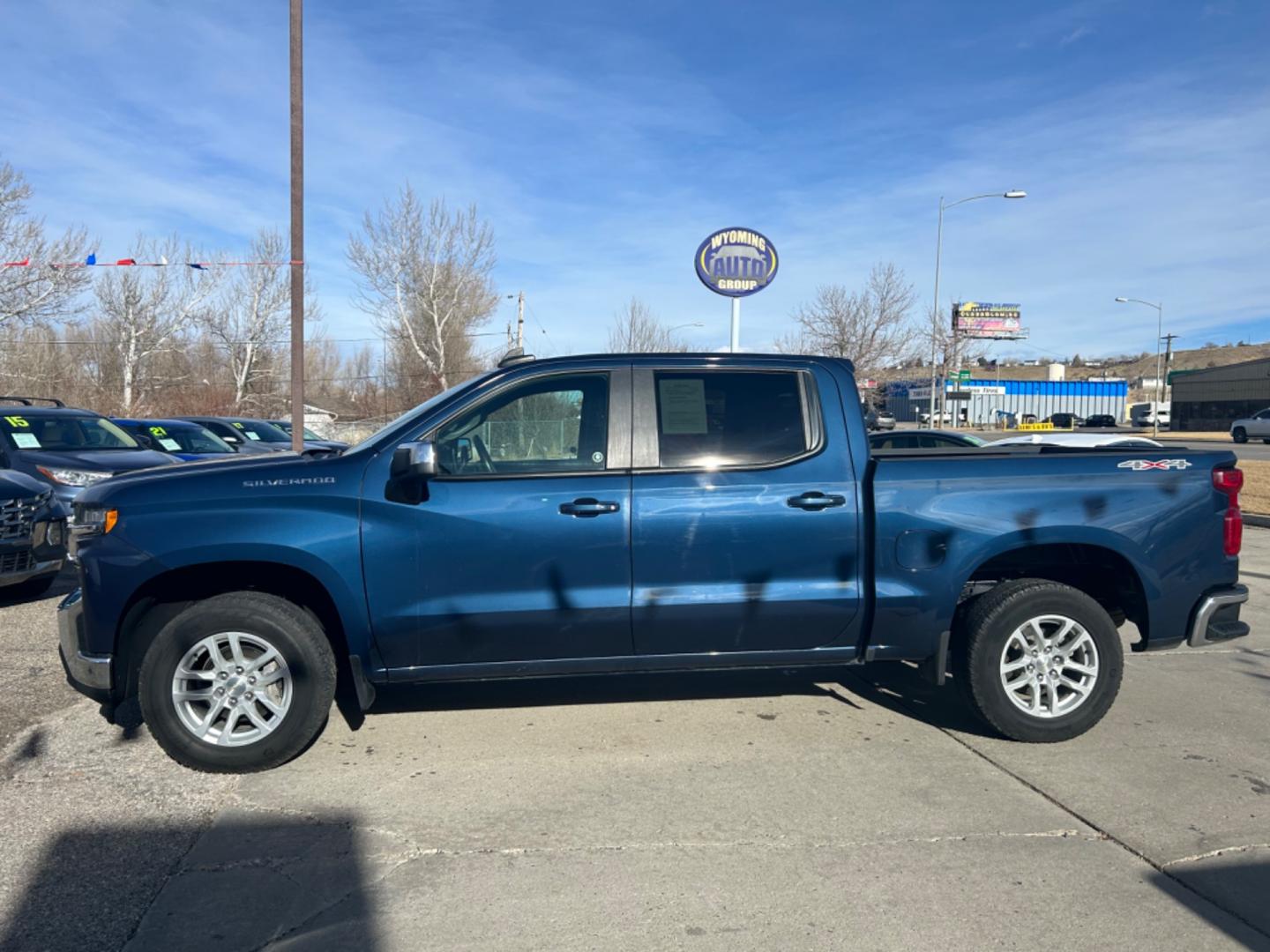 2019 Blue /BLACK Chevrolet Silverado 1500 LT Crew Cab 4WD (1GCUYDED1KZ) with an 5.3L V8 OHV 16V engine, 6A transmission, located at 3030 CY Ave, Casper, WY, 82604, (307) 265-3830, 42.827816, -106.357483 - Photo#0